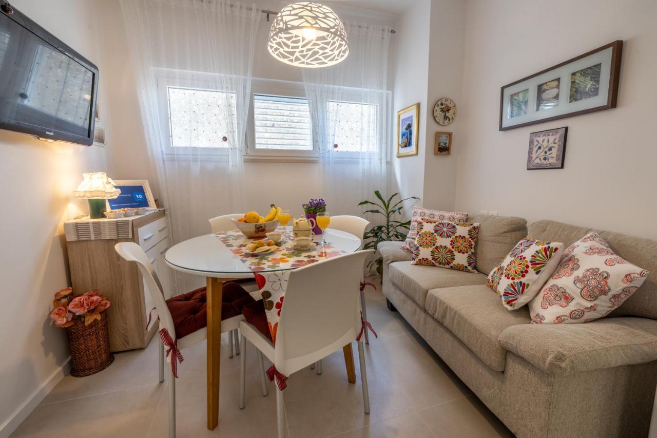 Two-Bedroom Apartment In The Centre 마카르스카 외부 사진